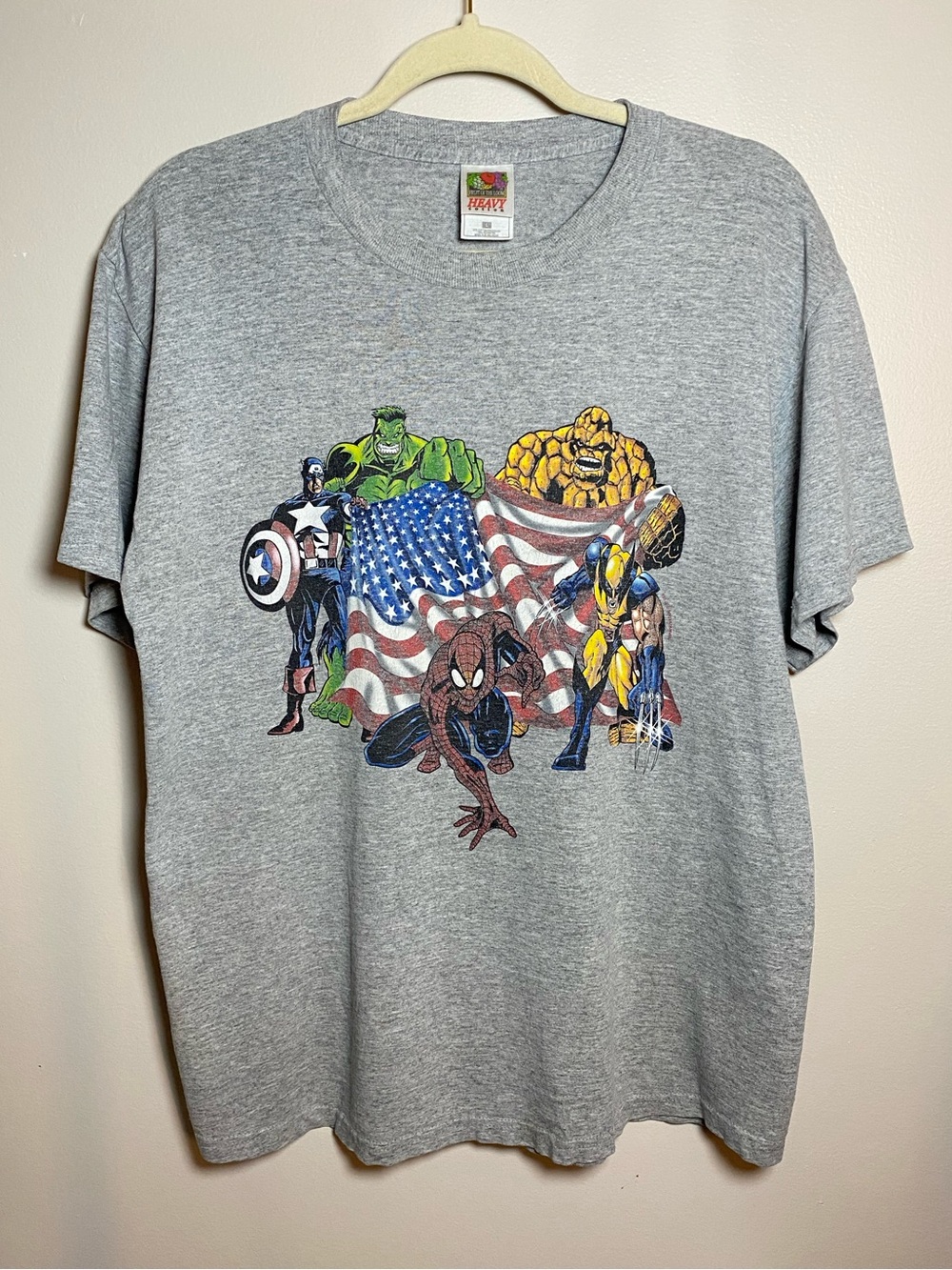 2001 Fruit of the Loom Gray Marvel Superheroes USA Flag Graphic Tee Large